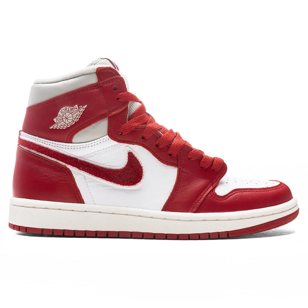 Air Jordan 1 Women's Retro High OG 'Varsity Red' - Light Iron Ore/Varsity Red/Sail