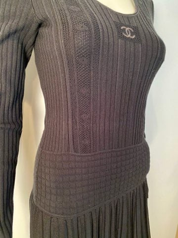 Chanel 05A Black Ribbed CC Logo Sweater Dress - FR 38 US 4/6