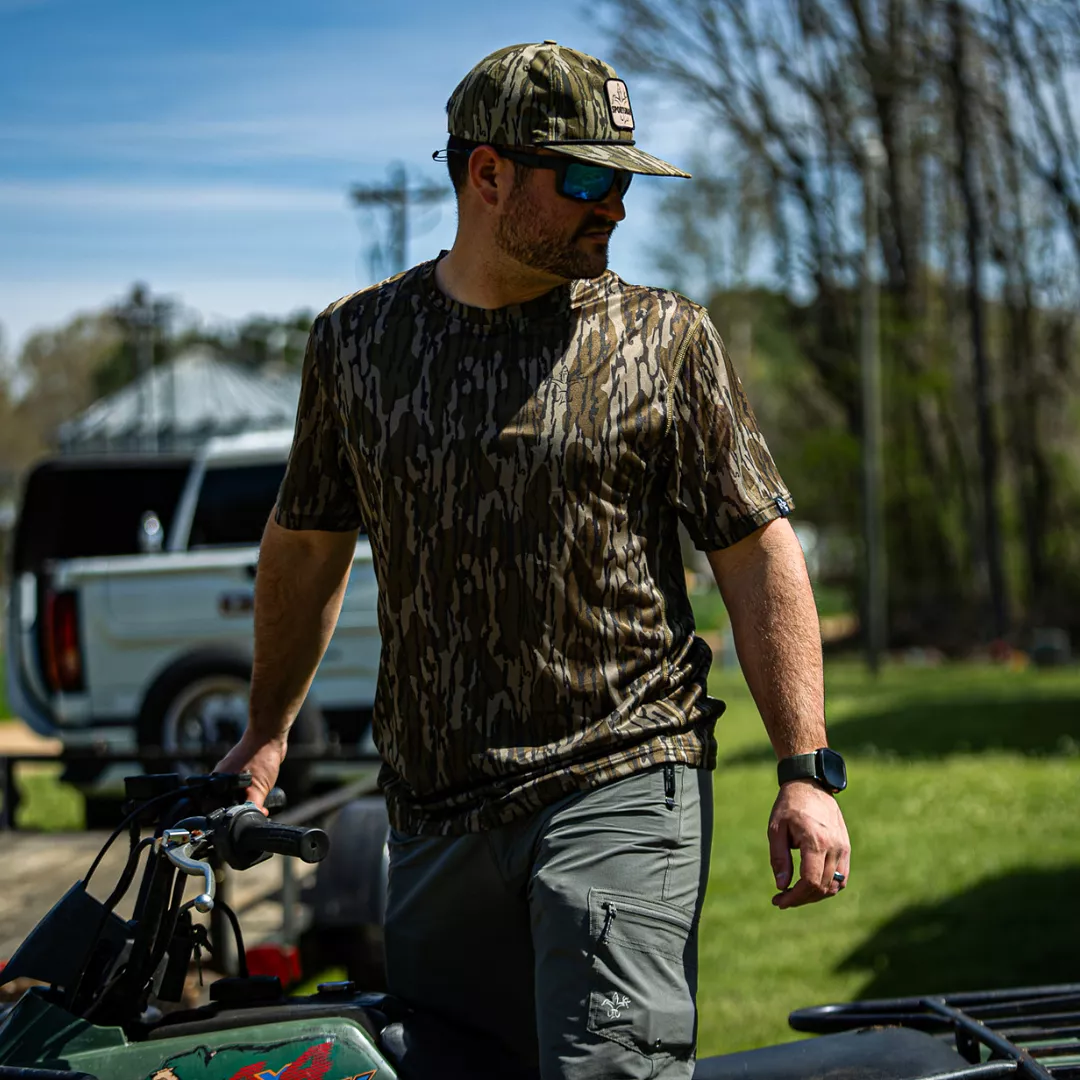 Cool T - Bottomland: A Stylish and Trendy T-Shirt Collection Inspired by Nature