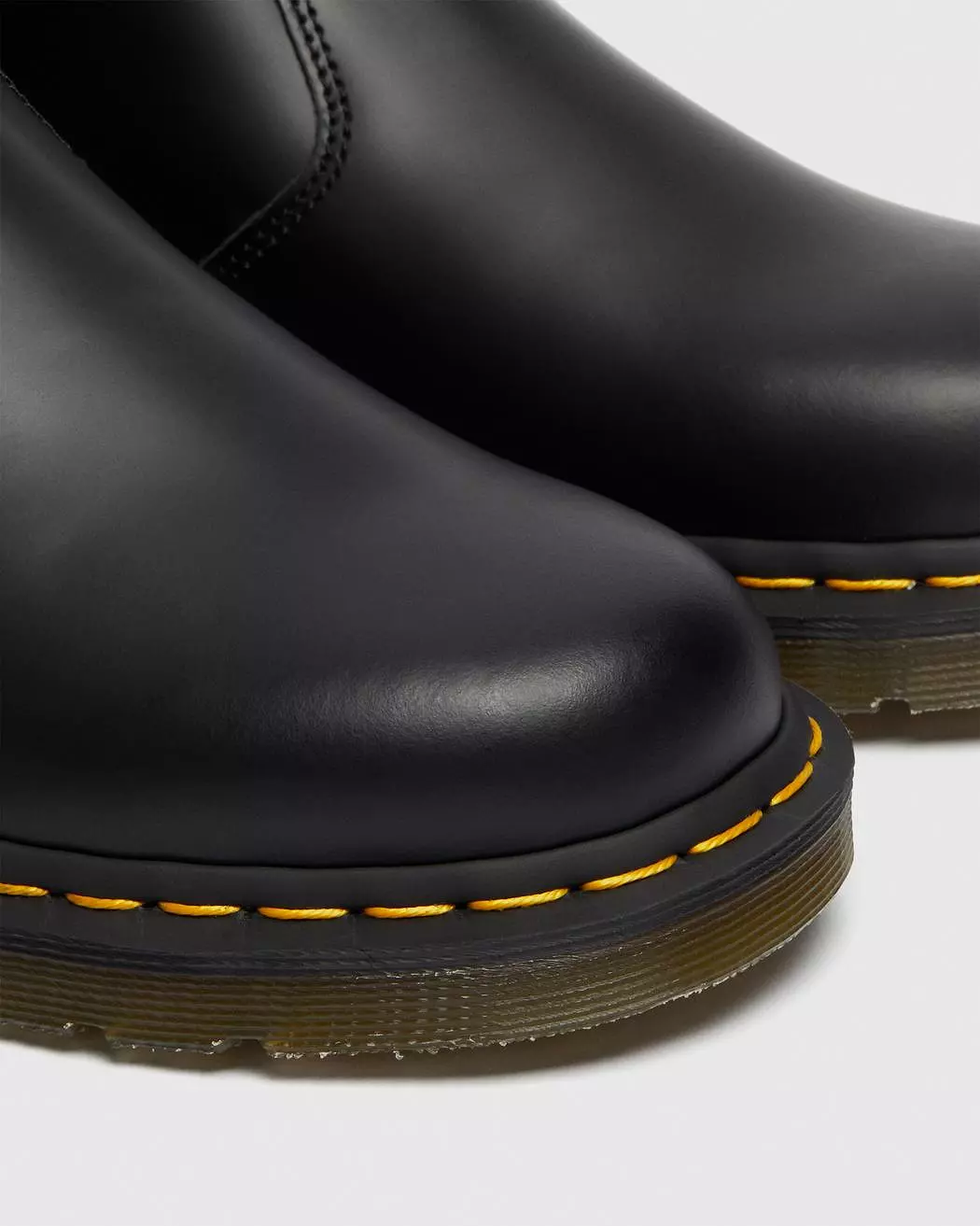 Dr Martens boots - 2976 Black Smooth Leather Chelsea Boots with Yellow Stitching - 22227001