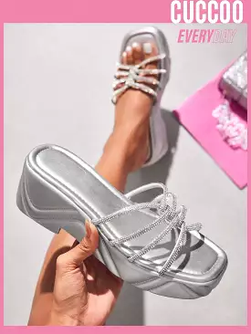 Fashionable wedge heel sandals with rhinestone strap for spring and summer