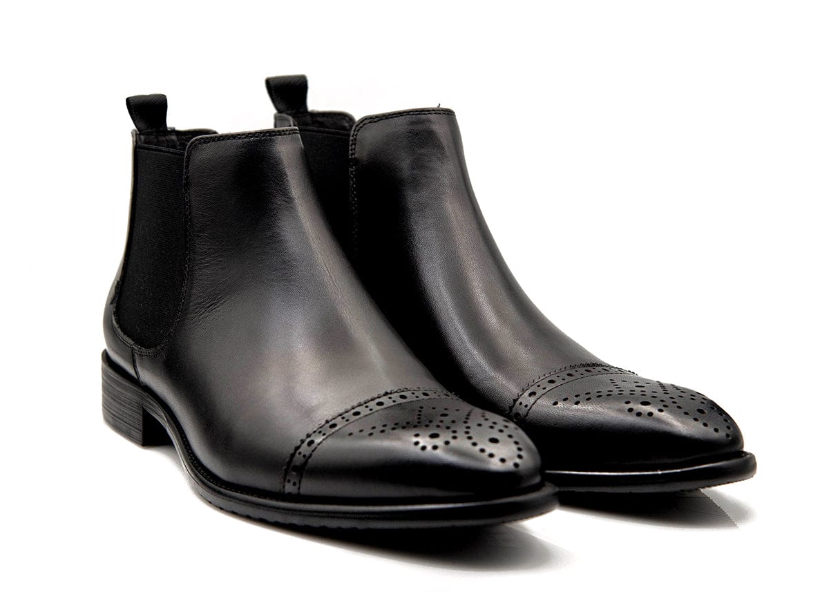 FERRAMI BLACK Chelsea Boots