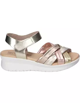 Gold Leather Wedge Sandal - Pitillos