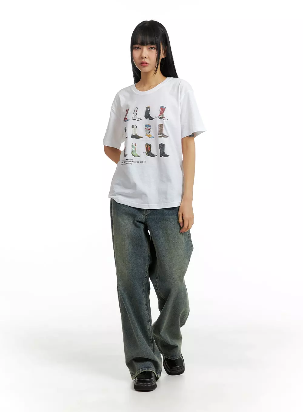 Graphic Boots CM407 T-Shirt - Oversized