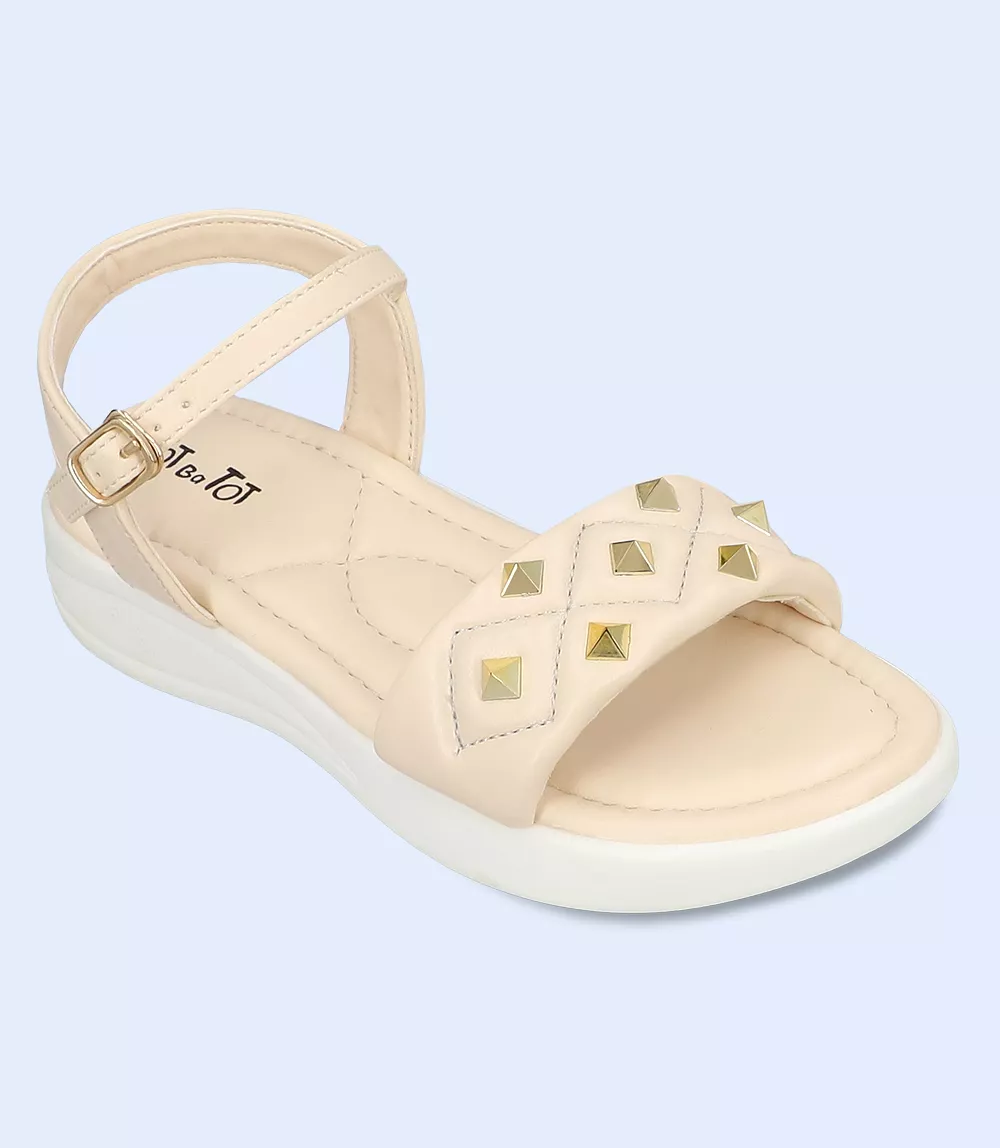 KG0102 Girls Casual Sandal in Cream color