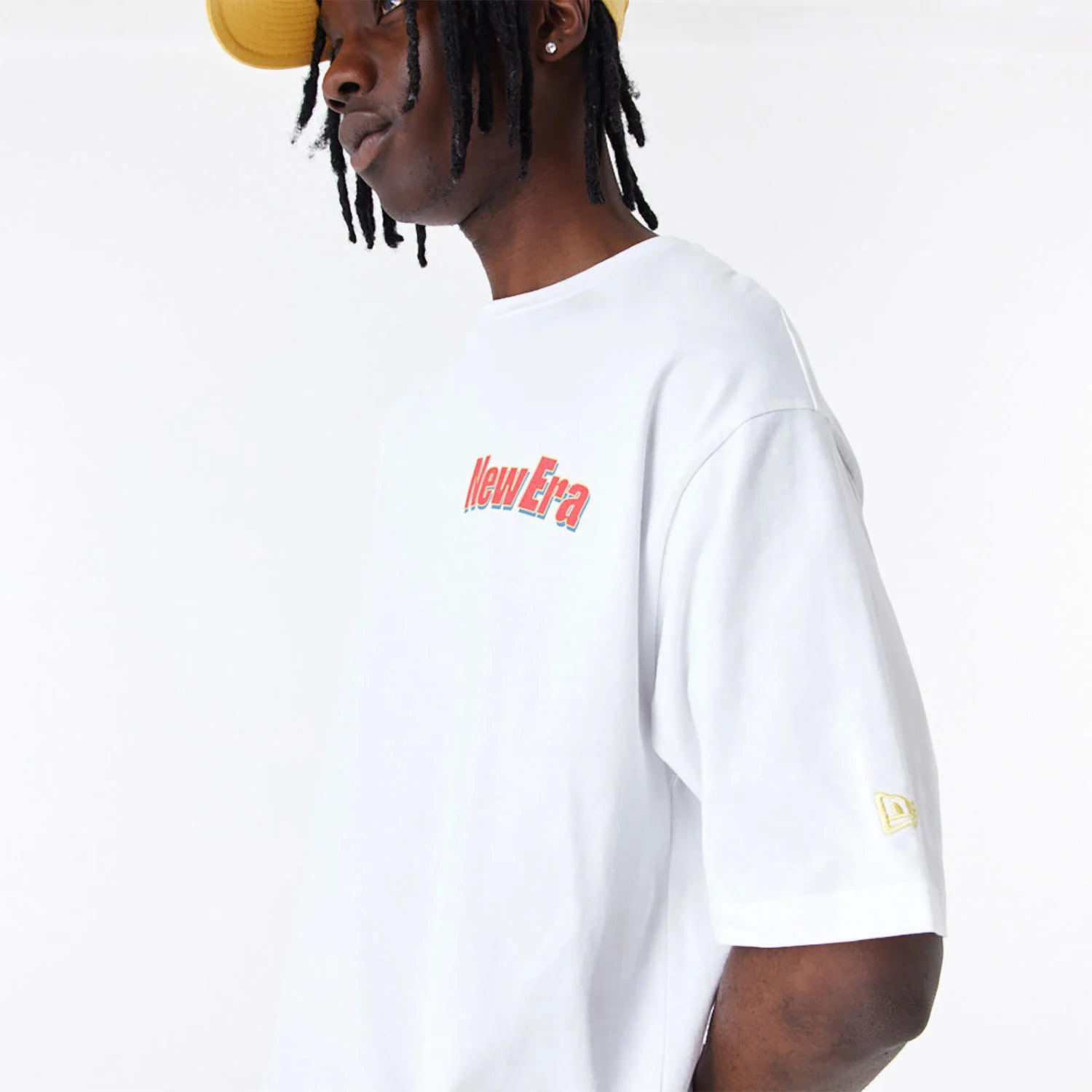 NEW ERA White Oversized T-Shirt - Character Graphic