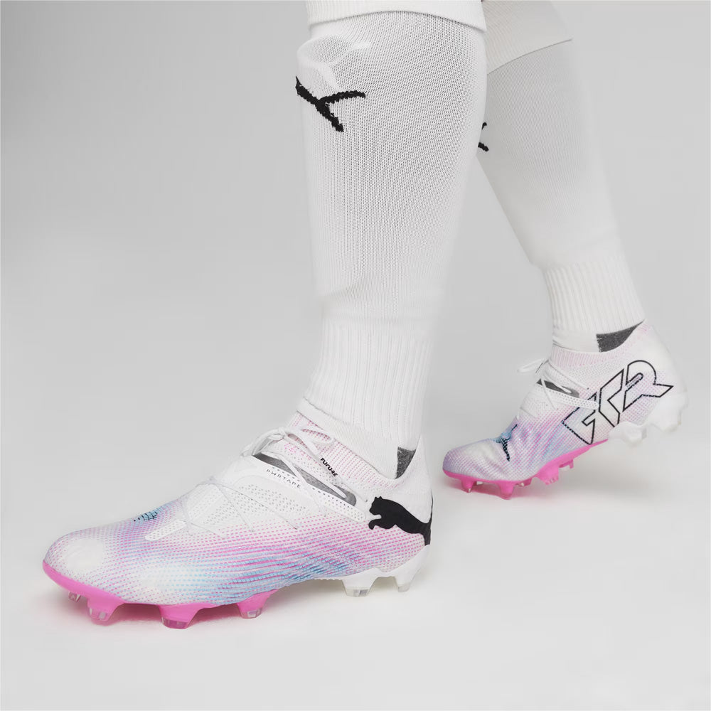 Puma Future 7 Ultimate FG/AG Football Boots - White/Black/Poison Pink