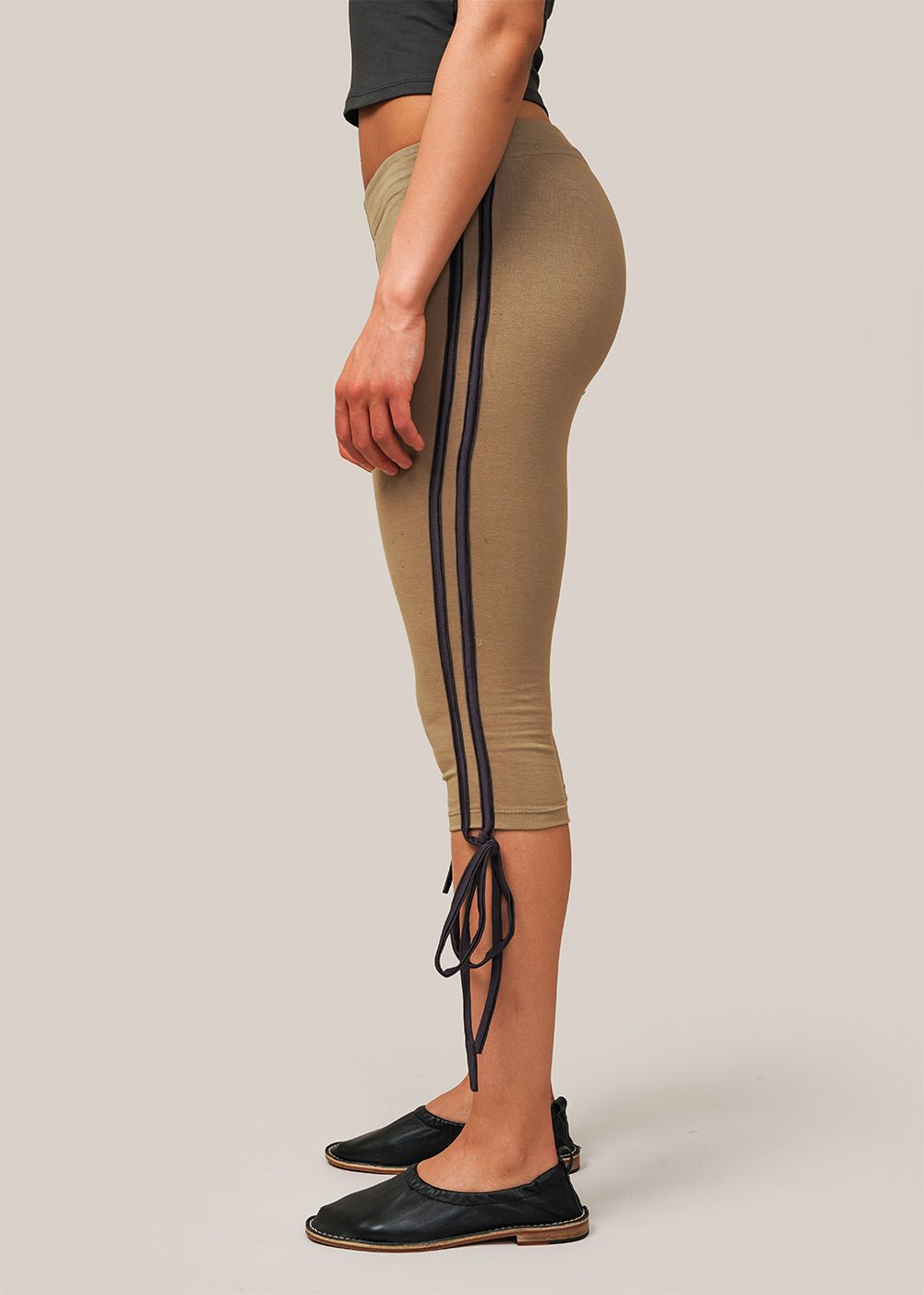 Ren Capri Pants were made with search engine optimization (SEO) factors in mind to boost their online visibility. The top search