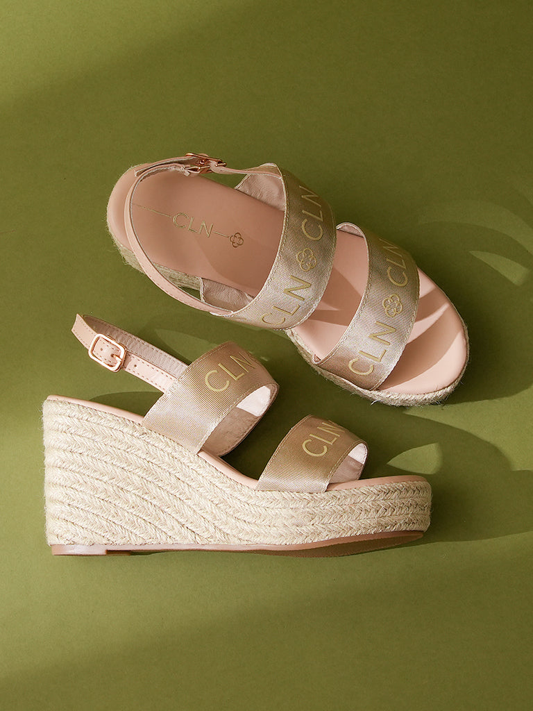 Seoul sandals, wedge style.