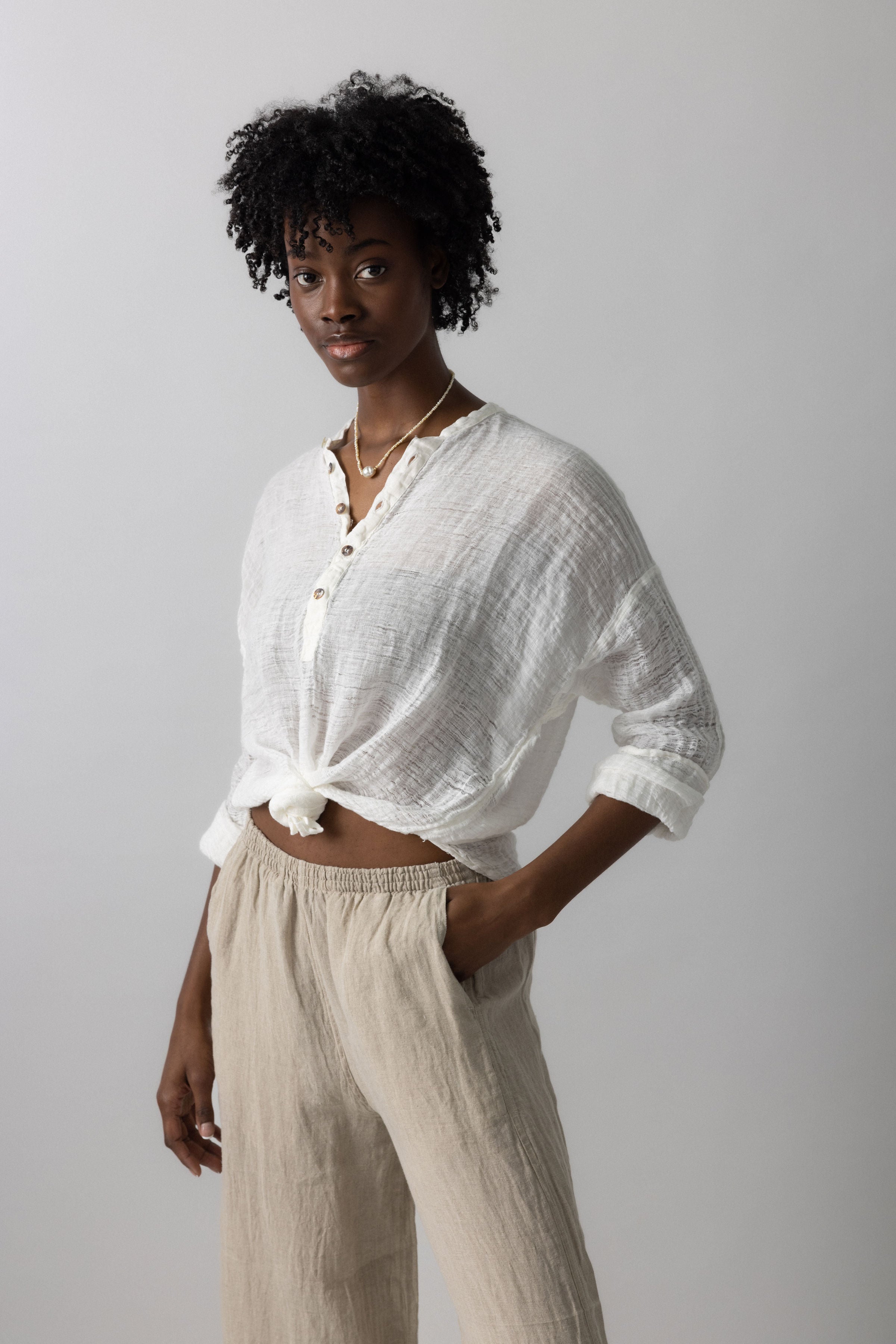 Serafina Garzata Linen Shirt in Latte