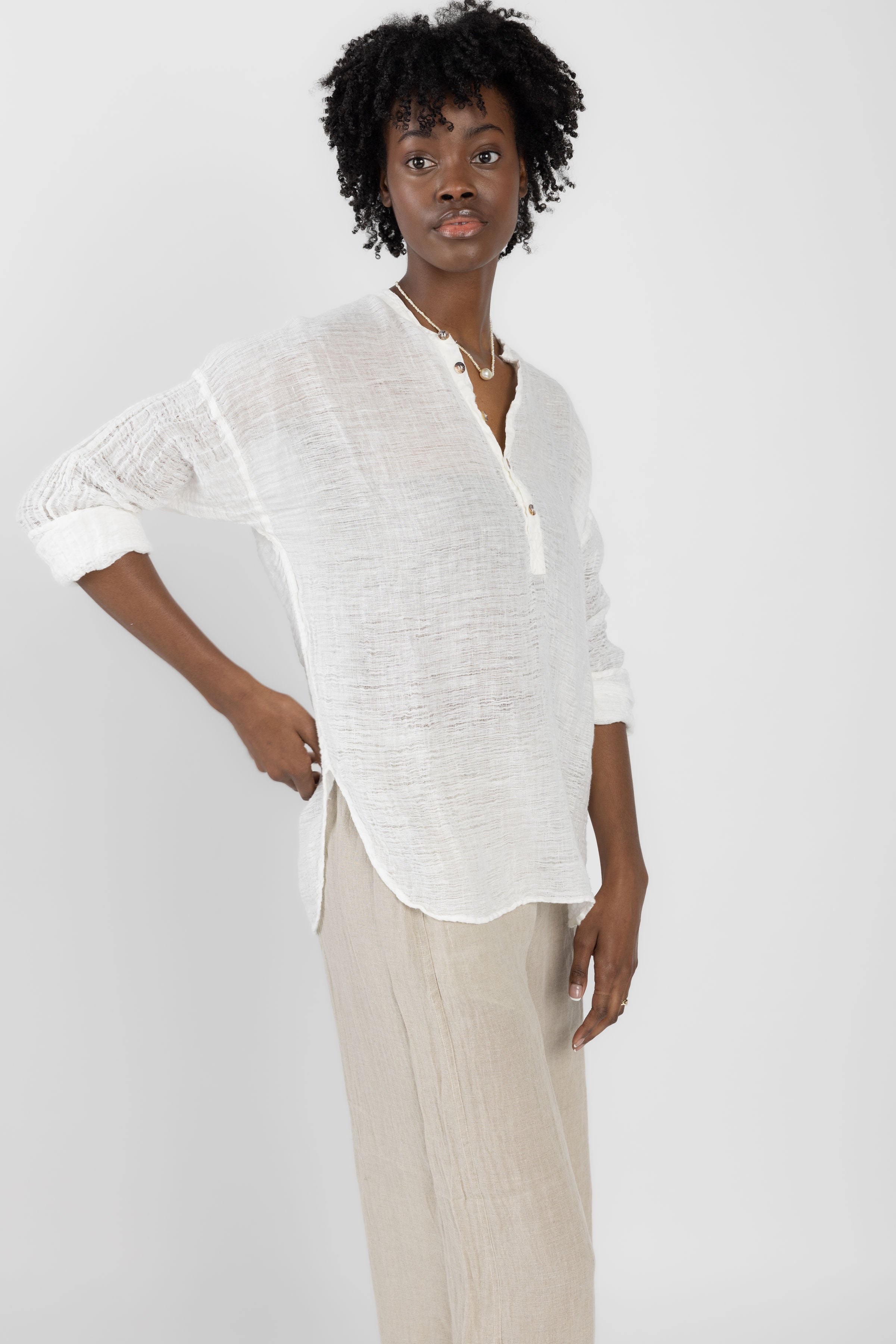 Serafina Garzata Linen Shirt in Latte