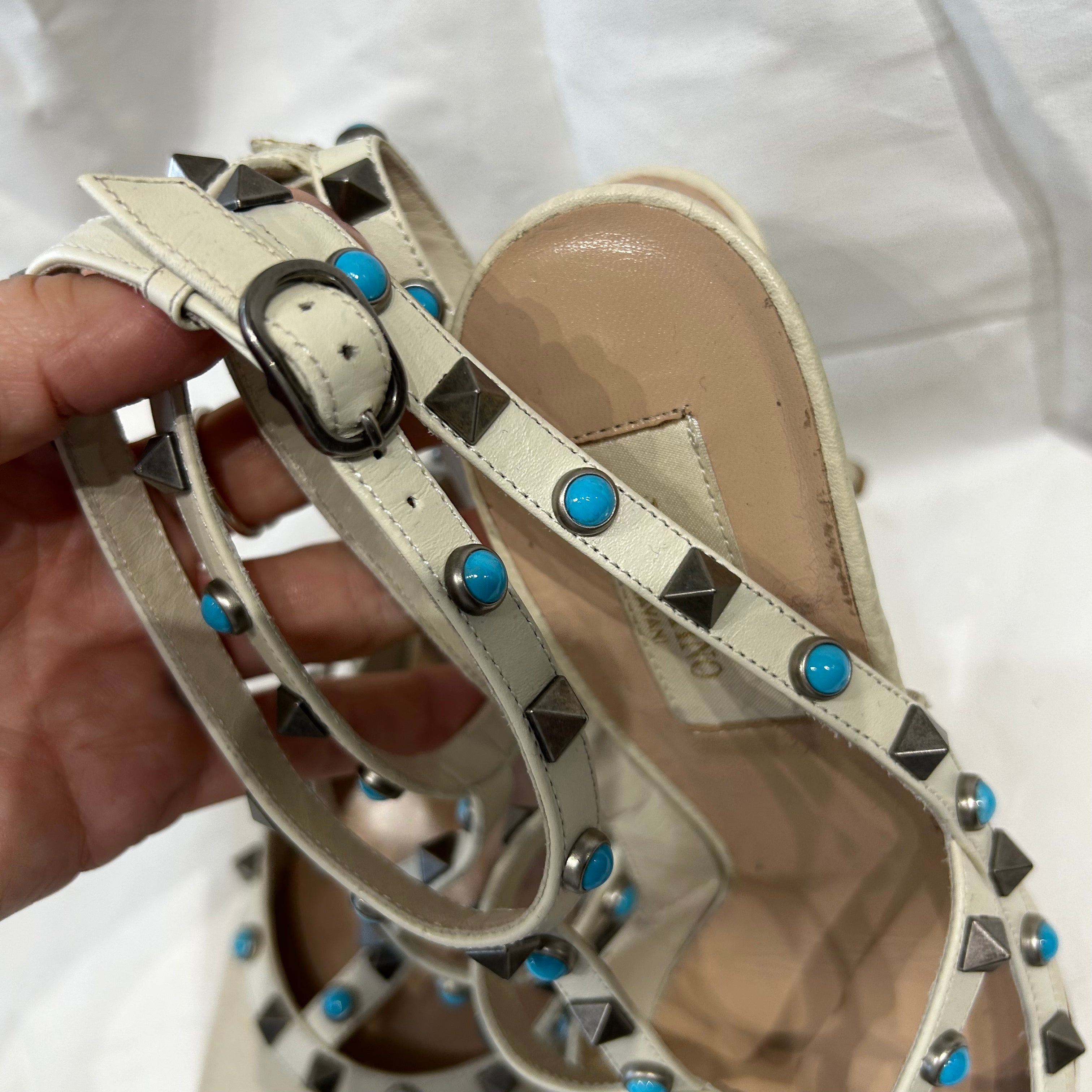 Valentino Cream Rolling Rockstud Turquoise Sandals 40