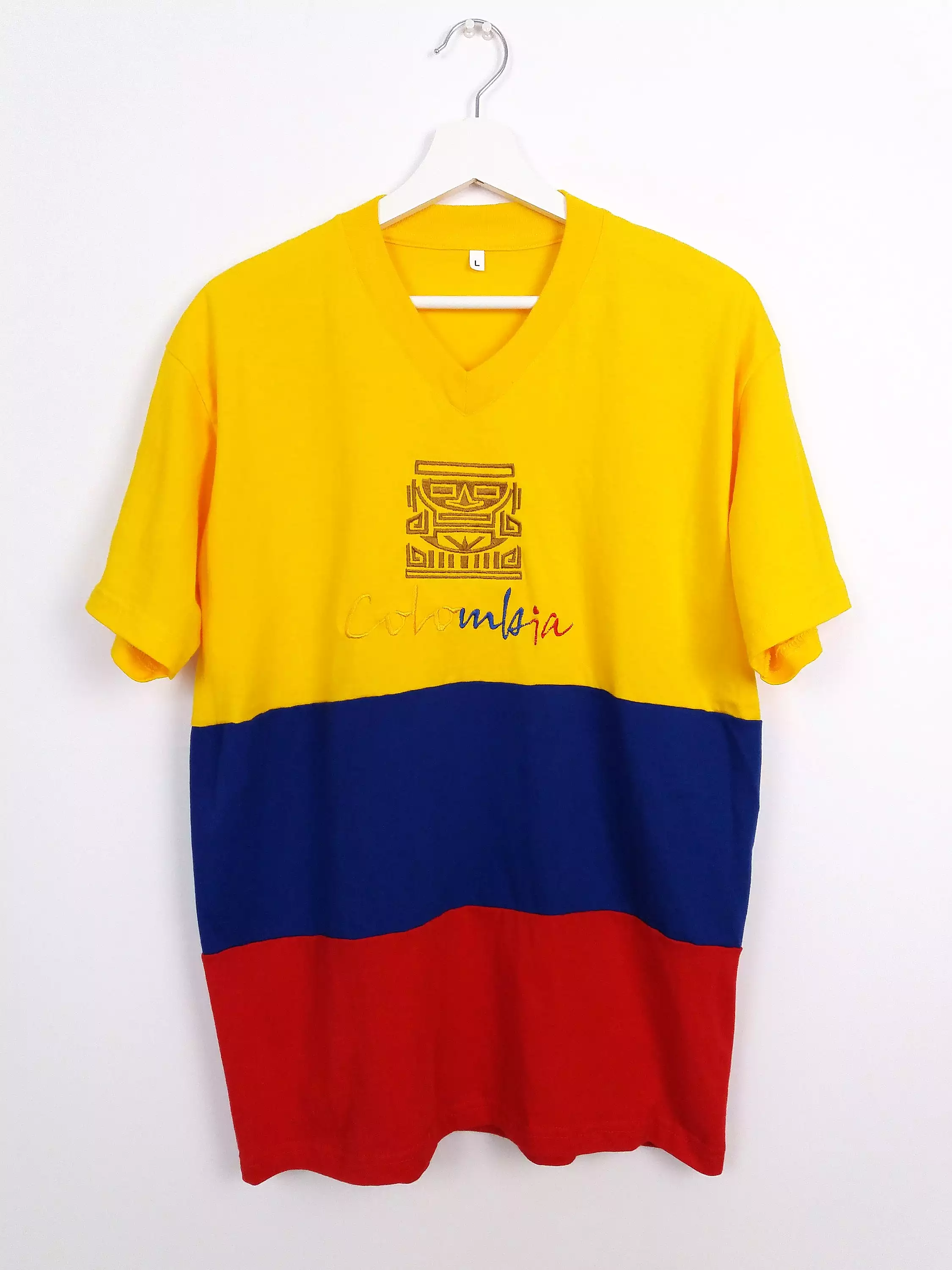 Vintage Columbia T-shirt, Oversized Size M-L.