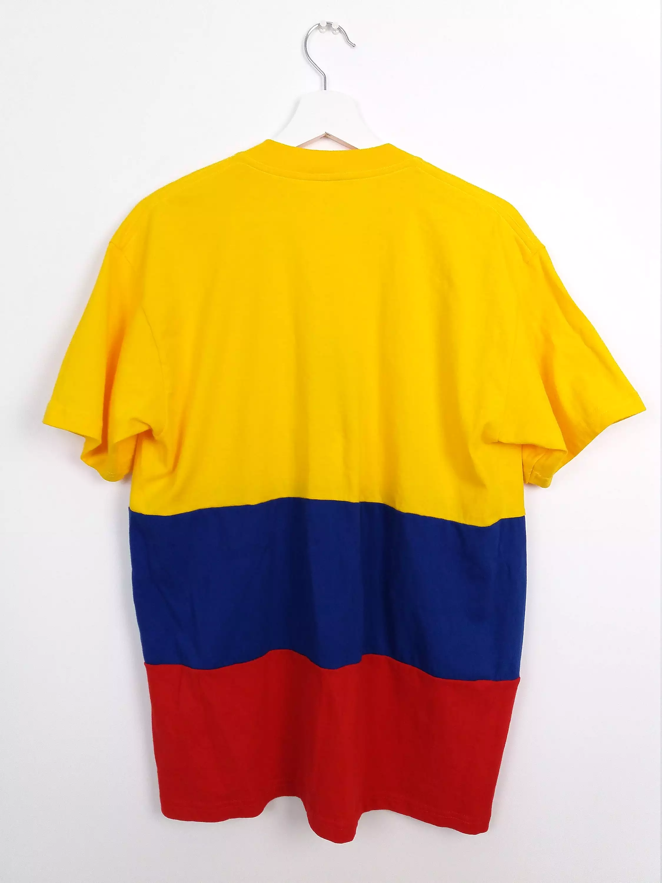 Vintage Columbia T-shirt, Oversized Size M-L.