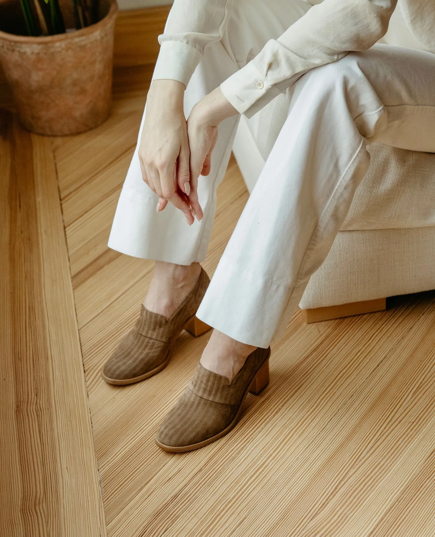 Warehouse Sale - Bael Loafer Taupe Suede