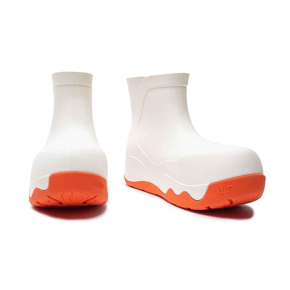 white Navarra boots for women