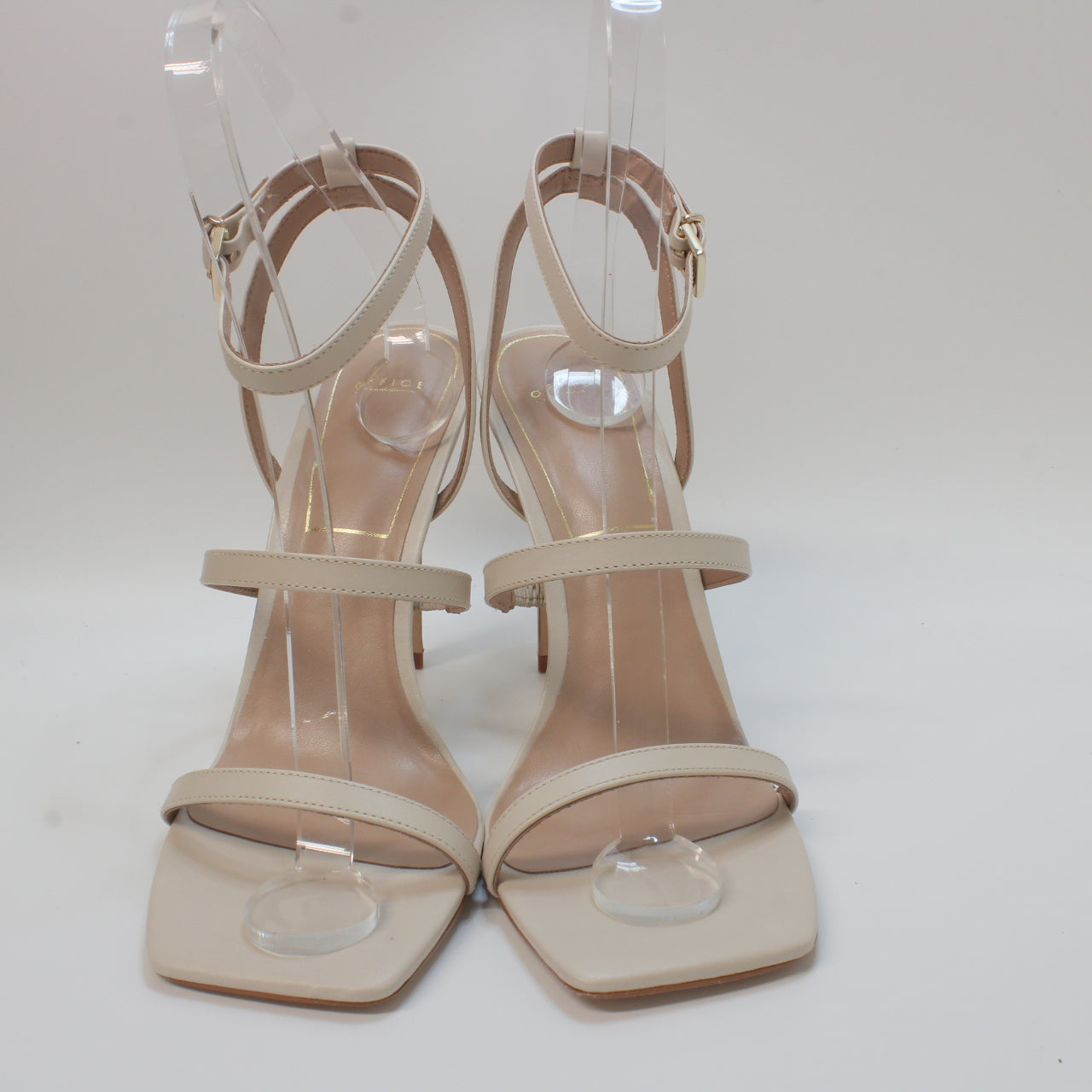 Womens Hummingbird Sandals, Off White Leather, Three Strap